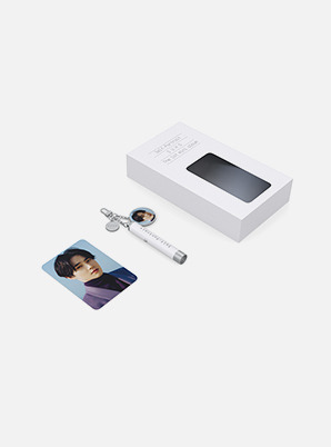 SUHO PHOTO PROJECTION KEYRING - 자화상 (Self-Portrait)